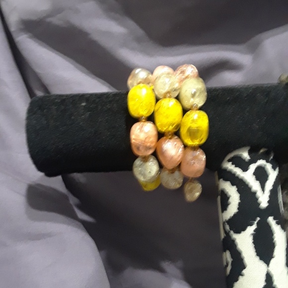 Vintage style bead wrap bracelet - Picture 4 of 4
